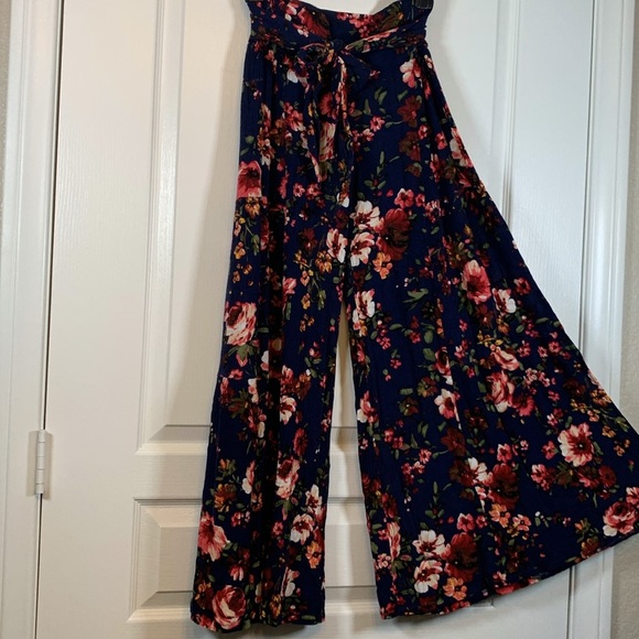 The BluIvy Blu Ivy Navy Blue Floral Wide Leg Pants Size Small EUC #VEG-0026 - Picture 3 of 6